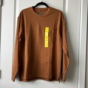 Mens Woolrich Long Sleeve Pocket Tee size Small NWT